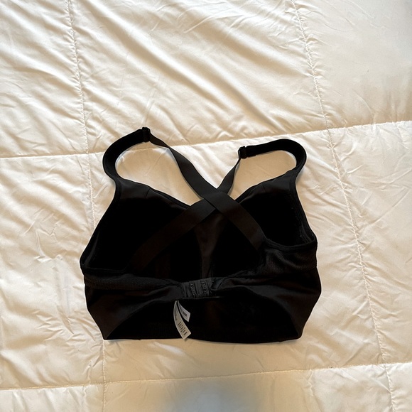Victoria’s Secret Sports Bra - Picture 2 of 4
